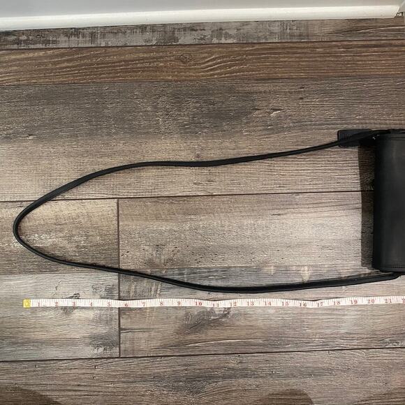 Vintage Coach Companion Compact Black Leather Flap Twist Lock Crossbody 1980s - Picture 16 of 16